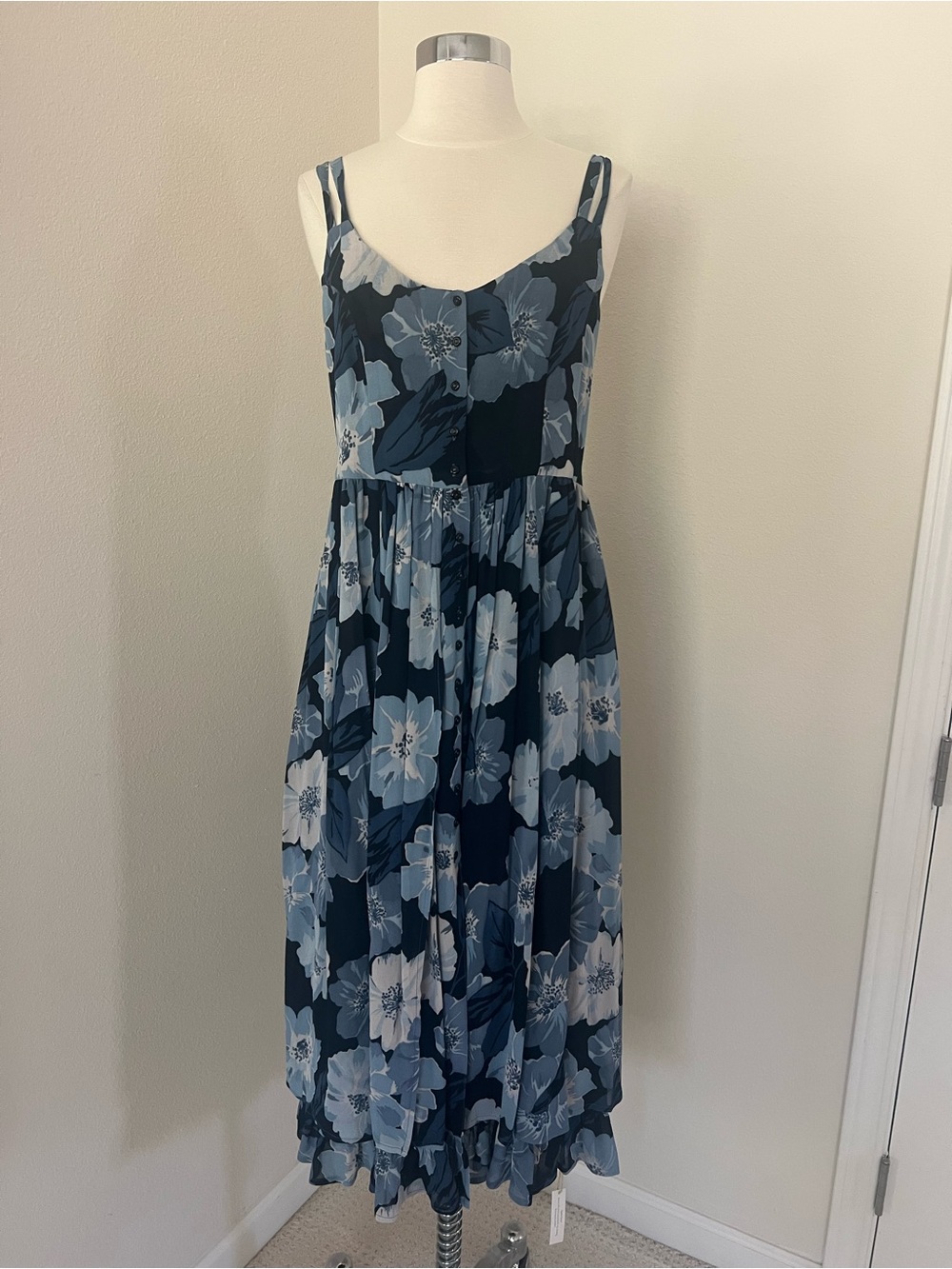 NWT Christy Dawn The Nicks Dress Hibiscus Blue M - Picture 3 of 10